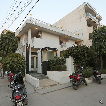 Hotel O Gem 92 New Delhi Exterior photo